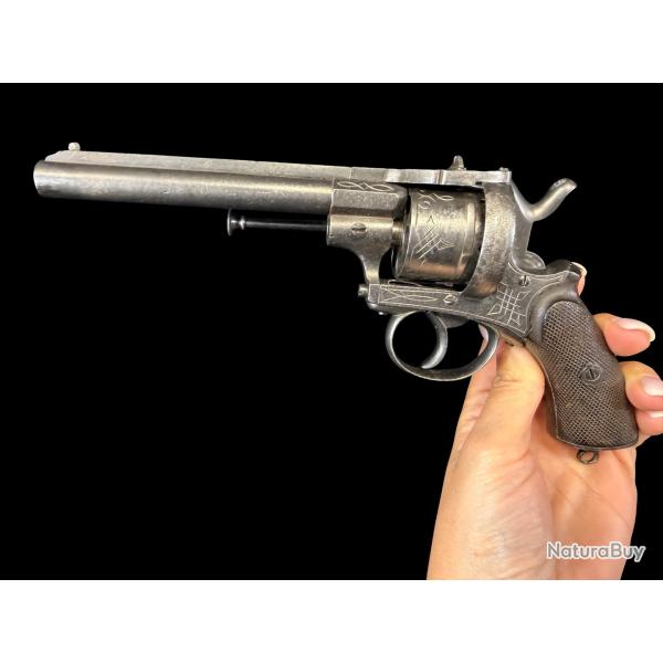 REVOLVER � BROCHE calibre9mm