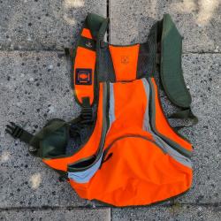Gilet/sac a dos riserva