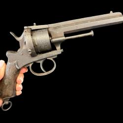 GIGANTESQUE REVOLVER A BROCHE calibre 12mm dans son jus