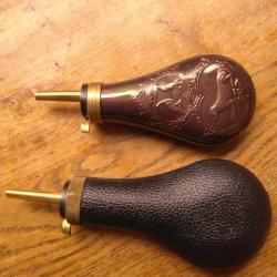 Poires a poudre noire