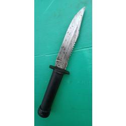 ANCIEN  COUTEAU  TACTIQUE  DE SURVIE  C-J-H  ROSTFREI  NR .  723    .