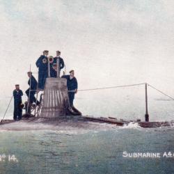 Carte postale sous-marin A4 de la Royal Navy - N&deg;8580