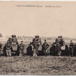 Carte Postale - Camp de Sissonne (Aisne) - Arriv&eacute;e des Tanks- N&deg;8587