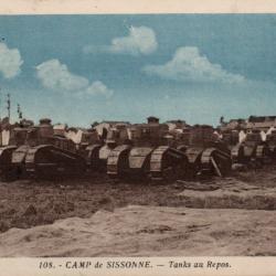 Carte Postale Ancienne - Camp de Sissonne - Chars au Repos- N&deg;8589