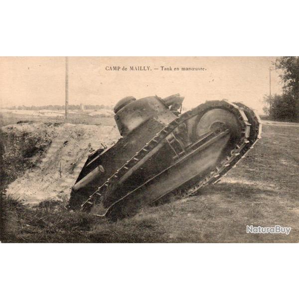 Carte postale ancienne - Camp de Mailly - Tank en manoeuvre- N�8593