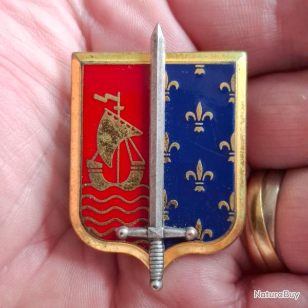 INSIGNE 1 ere REGION MILITAIRE ( FRAISSE - G 3166 )
