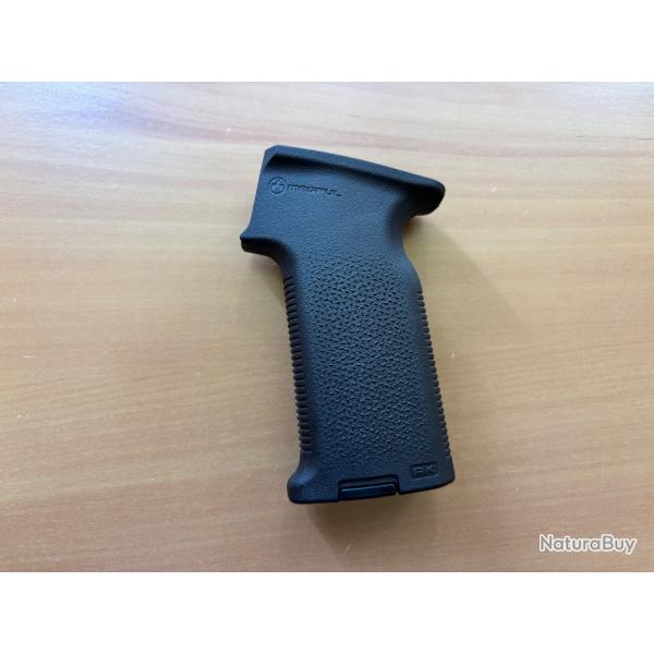 Poign�e Magpul MOE-K2 pour AK47/74 - 1� sans prix de r�serve !!