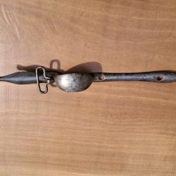 Pontet de fusil &agrave; silex fran&ccedil;ais Mle 1766