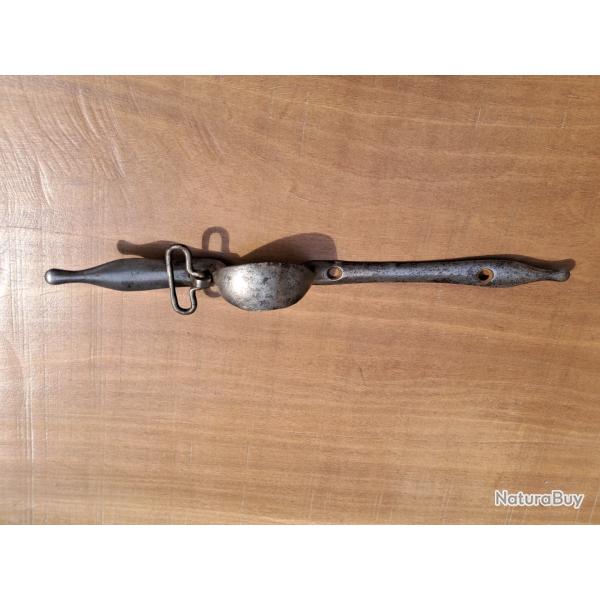 Pontet de fusil � silex fran�ais Mle 1766
