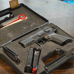 Pistolet CZ P-07 R&eacute;f.135