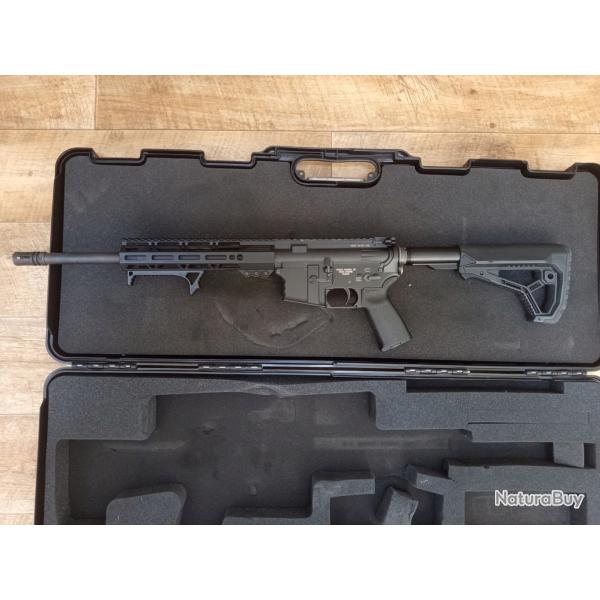 Fusil d'assault VCD-15 223 rem 14"5 + Point rouge HOLOSUN HS 510 C
