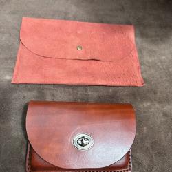 cartouchi&egrave;re en cuir cal 12