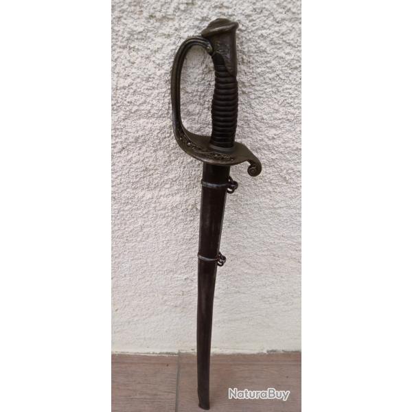 SABRE SOUS OFFICIERS SUPERIEURS D INFANTERIE DE CHATELLERAULT  MOD 1845 & SON FOURREAU  .
