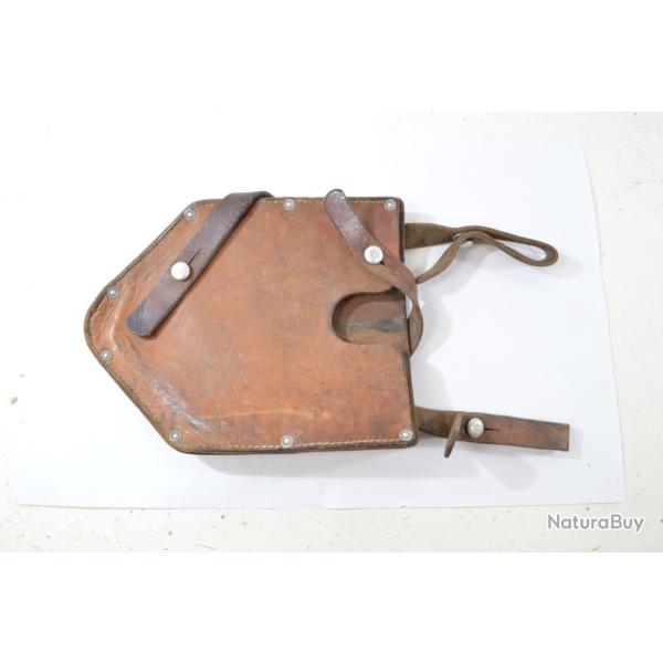 Etui de pelle pliante suisse 1960. Surplus