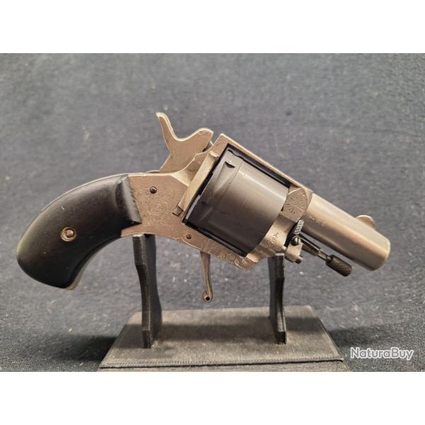 Revolver Bulldog Saint-Etienne, Cal. 380 - 1� sans prix de r�serve !!
