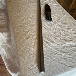 un &eacute;pieu de chasse de fabrication artisanal
