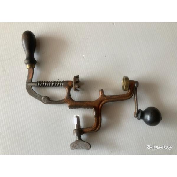 SERTISSEUR CAL 20 N� 203