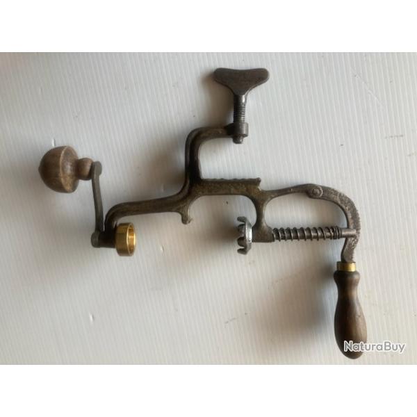 SERTISSEUR CAL 16 N� 207
