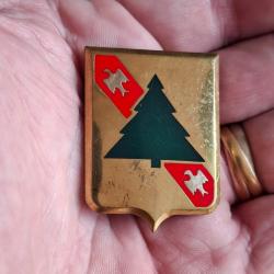 INSIGNE 4 eme DIVISION - 61 eme DIVISION MILITAIRE TERRITORIALE ( DRAGO - G 2516 )