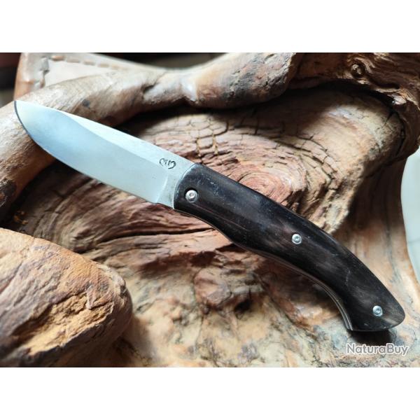Couteau pliant cran forc� Mickael Moing corne de b�lier.