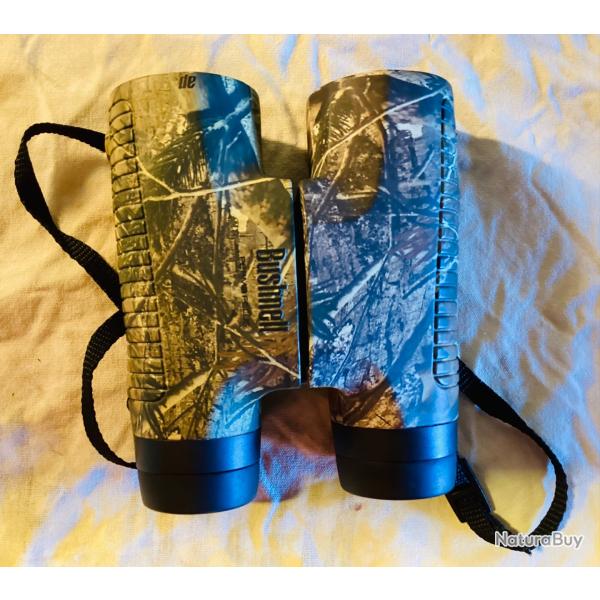 Jumelles Bushnell CAMO 10x42