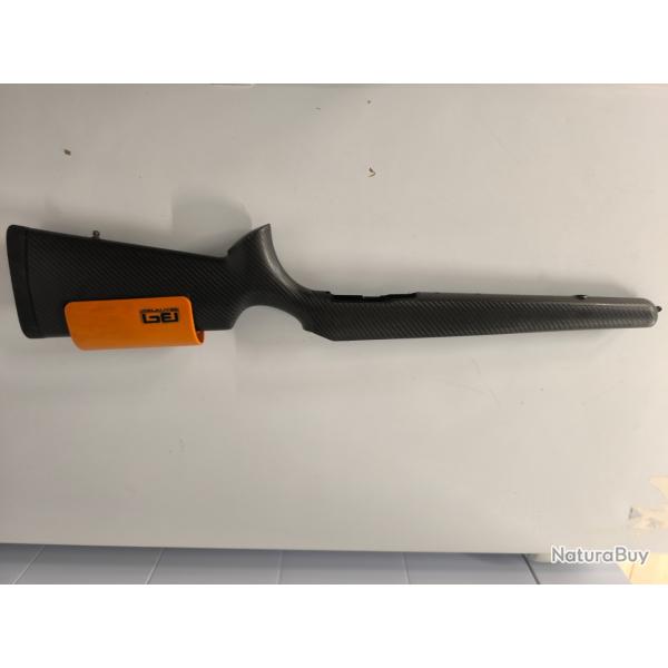 Crosse carbone raven m80 pour r8 pro