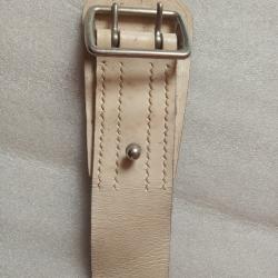 Ceinturon blanc cuir