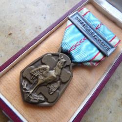 ordre m&eacute;daille la lib&eacute;ration attribu&eacute;e Malo les bains comm&eacute;morative DEFENSE PASSIVE seconde guerre