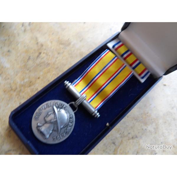 m�daille Sapeurs Pompiers boite rappel soldat du feu