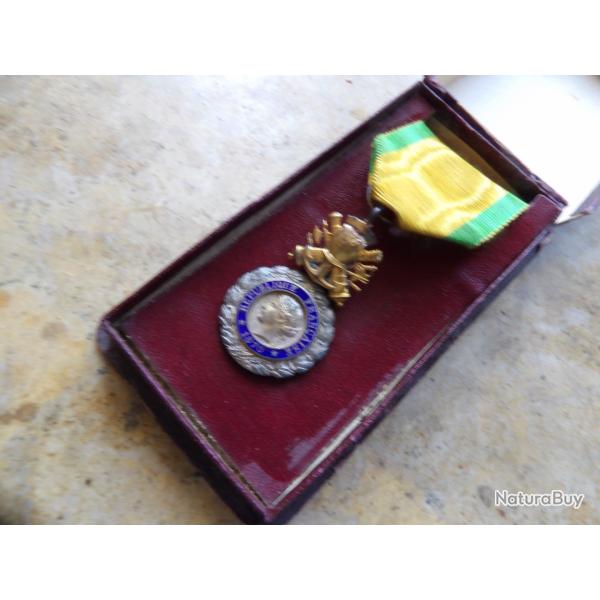 m�daille militaire boite ww1 premi�re guerre 1914 1918 la seule port�e par mar�chal P�tain