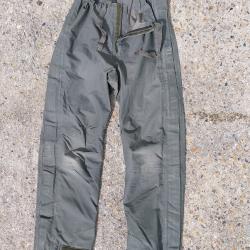 Pantalon ou surpantalon imperm&eacute;able respirant en Gore-Tex kaki arm&eacute;e Autrichienne