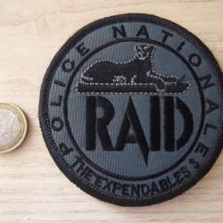 &eacute;cusson RAID noir insigne collector rare !