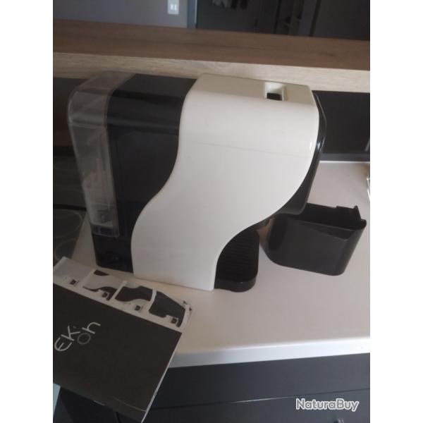 Vends machine � caf� EK'OH Malongo