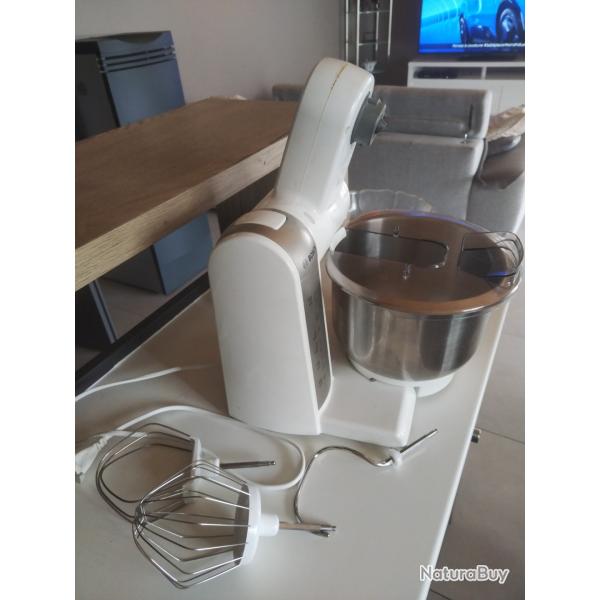 Vends robot p�tissier Bosch excellent �tat