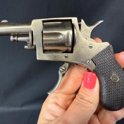 BULLDOG cal. 320 num&eacute;ro de s&eacute;rie 985