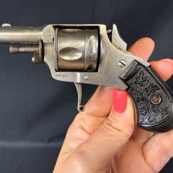 BEAU BULLDOG calibre 320