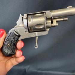 BEAU BULLDOG calibre 320