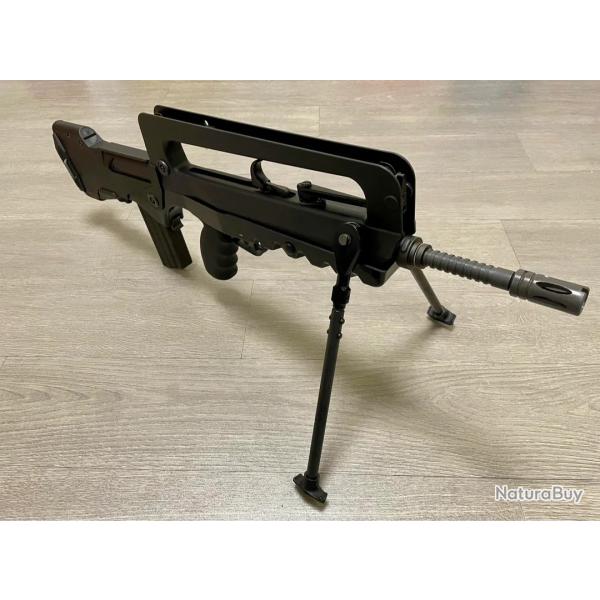 FAMAS F1 GBBR Northeast / GunPoint (Noir)