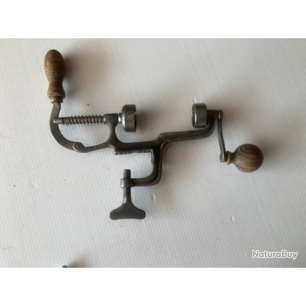 SERTISSEUR CAL12 N�225