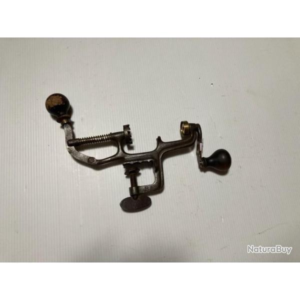 SERTISSEUR CAL 16 N�212
