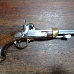 Pistolet cavalerie &agrave; percussion mod&egrave;le 1822 T bis - monomatricule Tulle Ch&acirc;tellerault 1838-54 - TBE