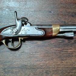 Pistolet cavalerie &agrave; percussion mod&egrave;le 1822 T bis - monomatricule Tulle Ch&acirc;tellerault 1838-54 - TBE