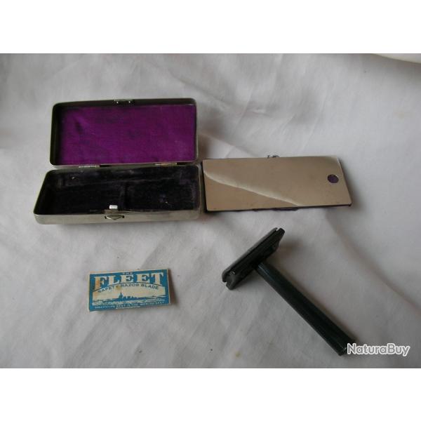 WW2/1 US RASOIR MILITAIRE AM�RICAIN DANS SA BO�TE M�TAL CHROM� (14/18) 39-45
