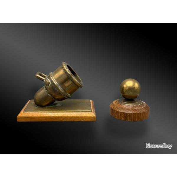 MORTIER ET SON BOULET, PRESSE PAPIER EN BRONZE