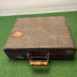 CAISSE DE TRANSPORT VIDE  ALLEMANDE  DE  15  GRENADES  DE LA WERHMACHT  W W 2