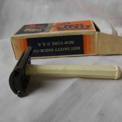 WW2 US RASOIR AM&Eacute;RICAIN MILITAIRE " NEW BEST SAFETY RAZOR " NEUF DANS SA BO&Iuml;TE ( 39-45)