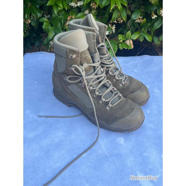 Rangers d�sert militaire MEINDL taille 45