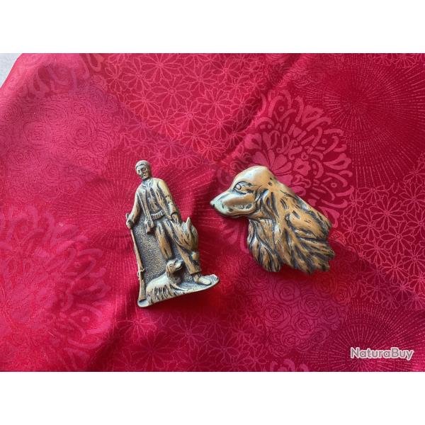 Lot de deux plaques d�coratives de chasse, pas de prix de r�serve