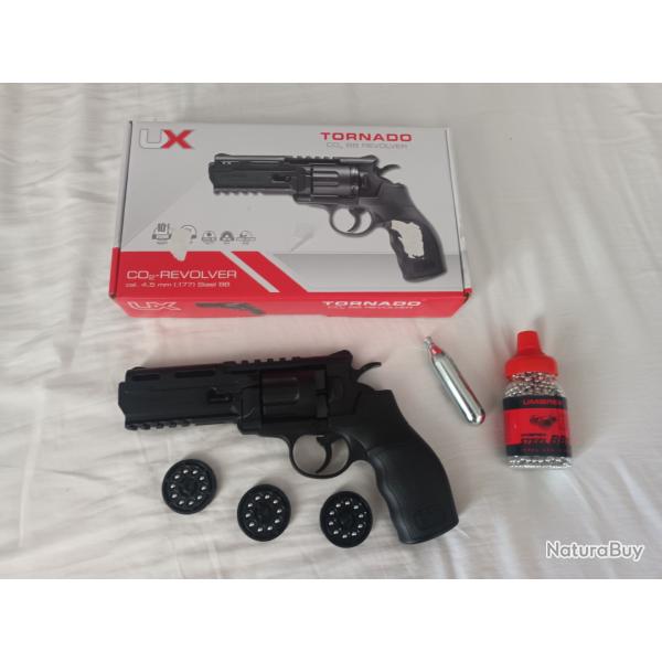 revolver UX tornado avec 3 barrielets et 1500 billes