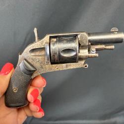 BULLGOG calibre 320 num&eacute;ro de s&eacute;rie 7947